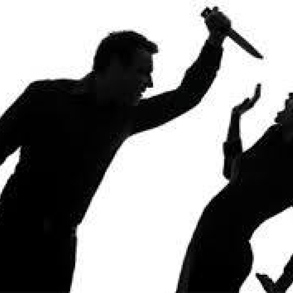 زوج يذبح زوجته لرغبتها في الإنجاب!