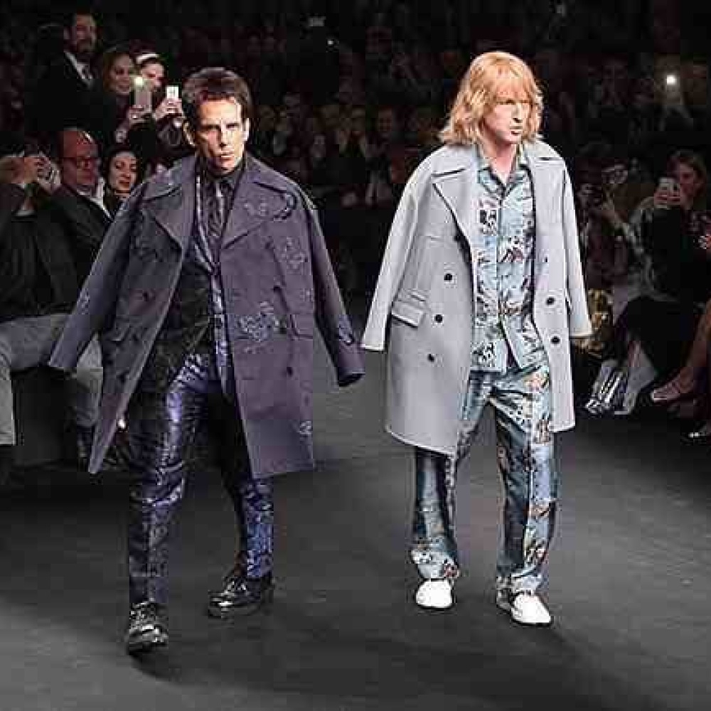 ماذا يفعل بن ستيللر واوين ويلسون فى عرض أزياء فالنتينو بباريس