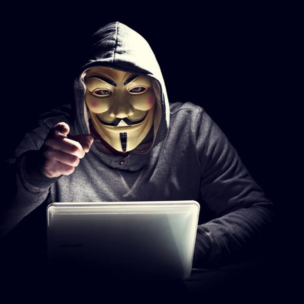 القبض على عصابة قرصنة في عجمان  