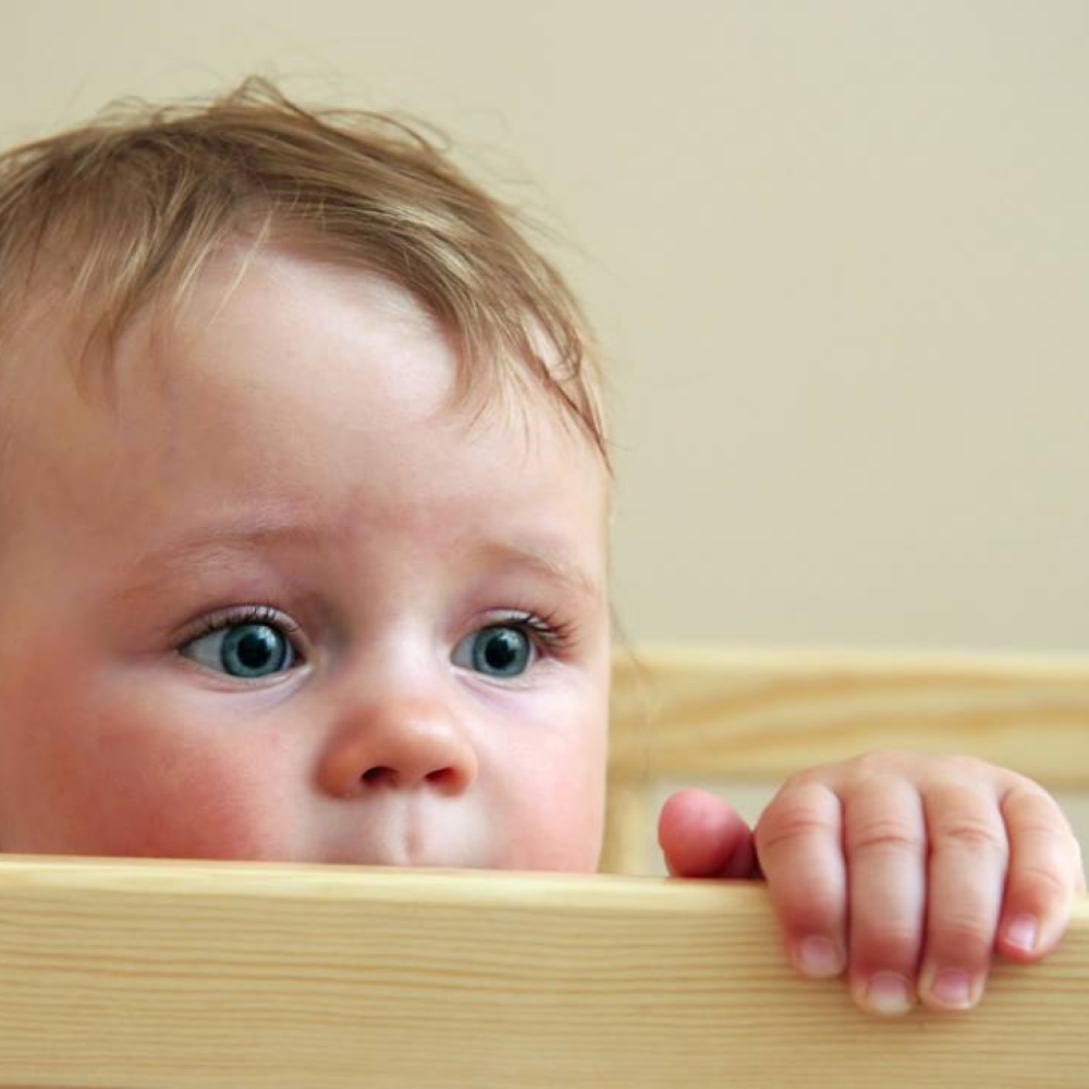 إستئصال جزء من جمجمة رضيع أطلق رصاصة على رأسه!!