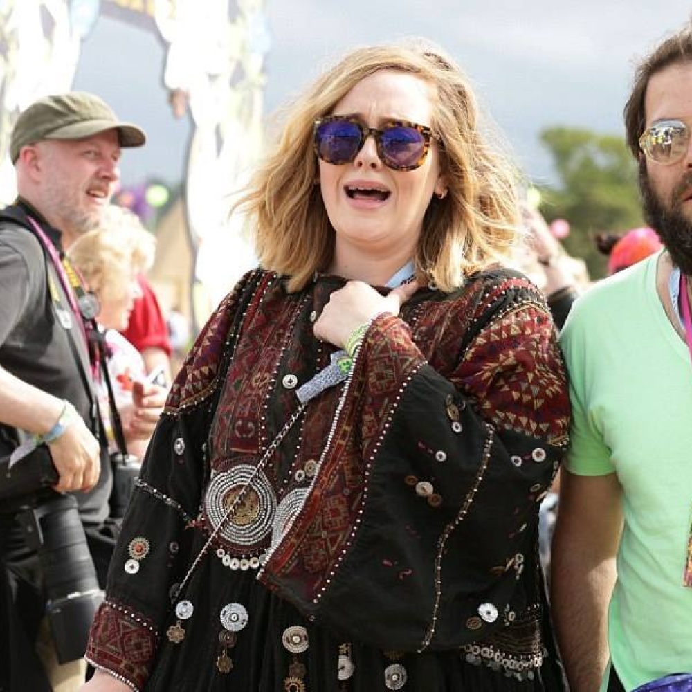 تُرى ما الذي يخيف أديل ويقلقها لهذه الدرجة؟