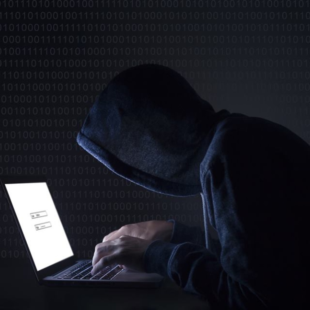 في الإمارات: مختصون يطالبون بتجريم التحريض على الكراهية