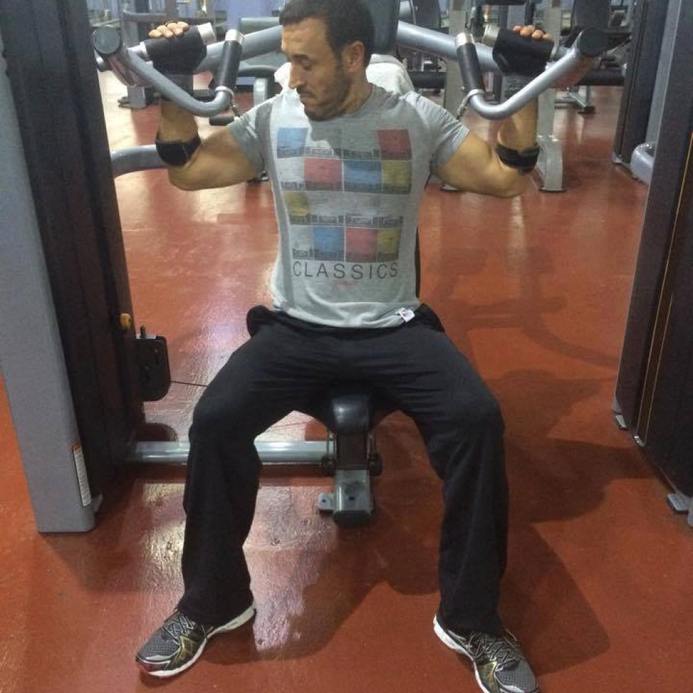 القيصر كاظم الساهر يمارس تمارينه الرياضية للمحافظة على لياقته