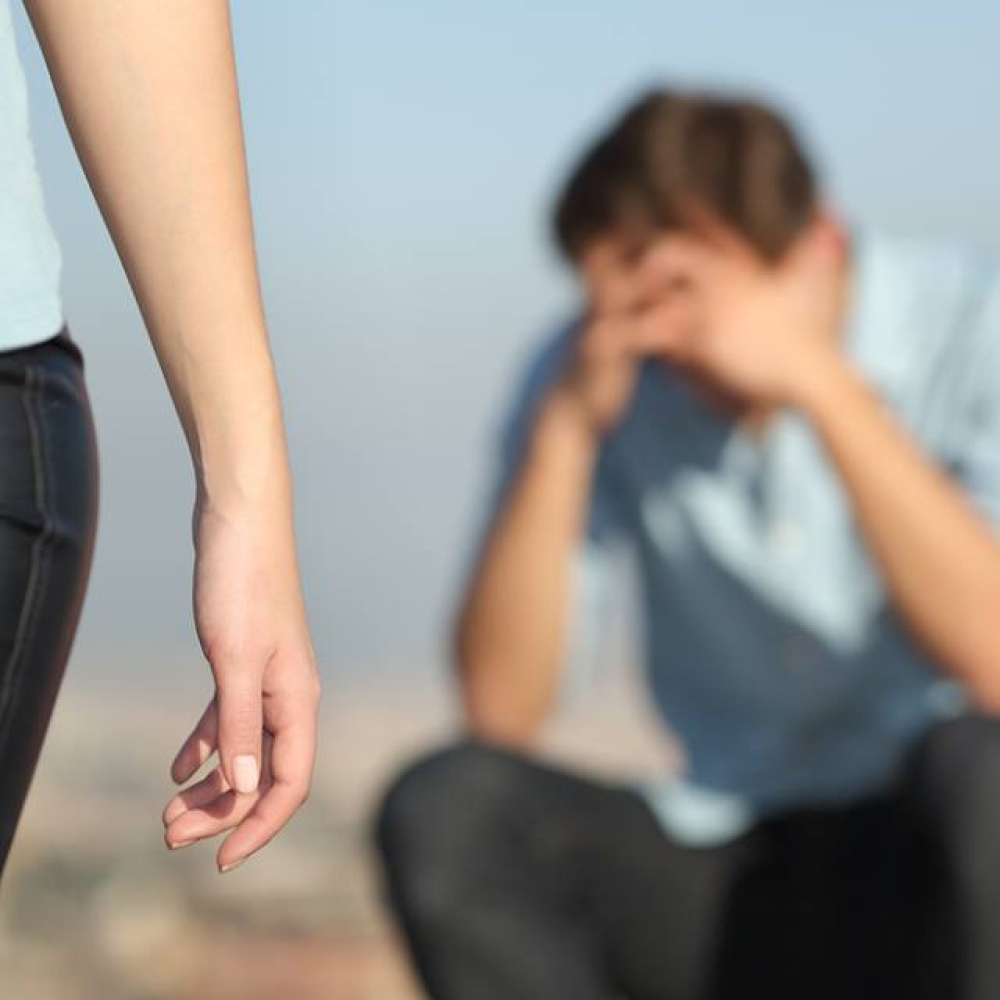 امرأة يفكر الرجل كثيرا قبل الإرتباط بها