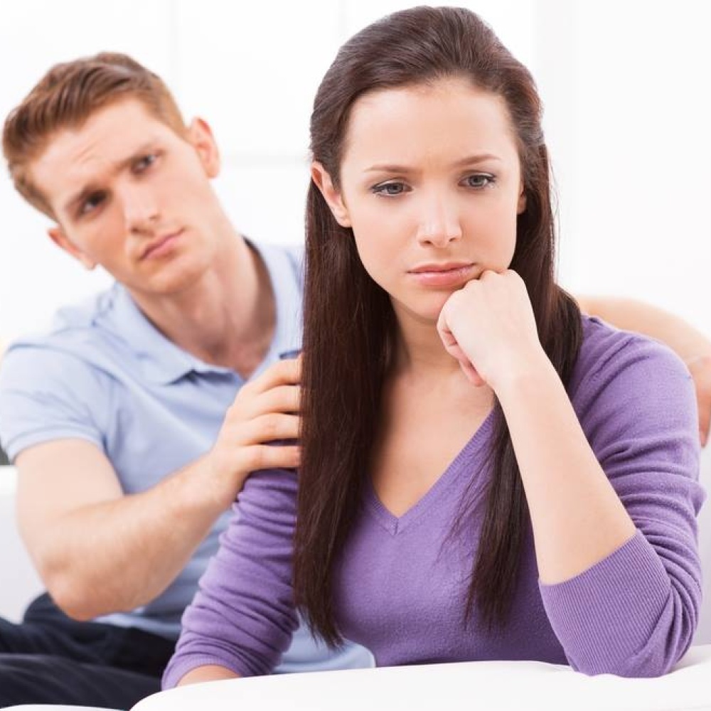 لهذه الأسباب ينسى آدم.. فلا تنزعجي حواء