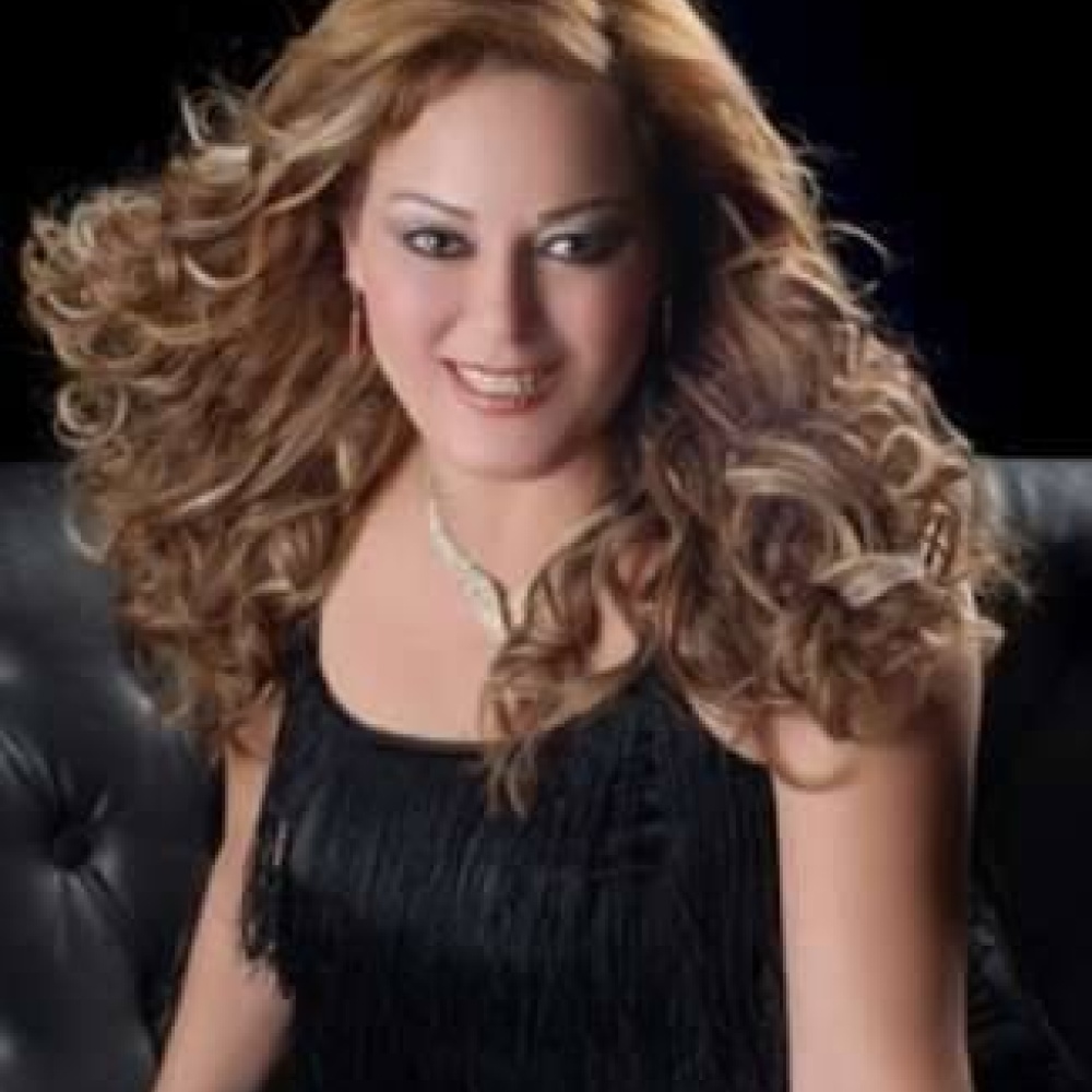 هجوم الأسد مندي على فاتن الحلو أثناء رقصها على "بشرة خير"