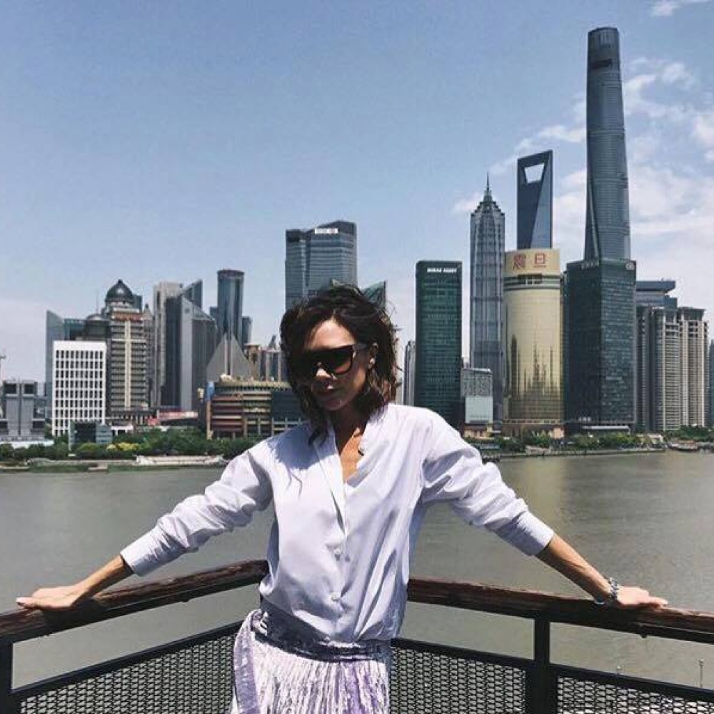 فيكتوريا بيكهام تشارك جمهورها صورة من رحلتها إلى شنغهاي عبر حسابها على الانستقرام