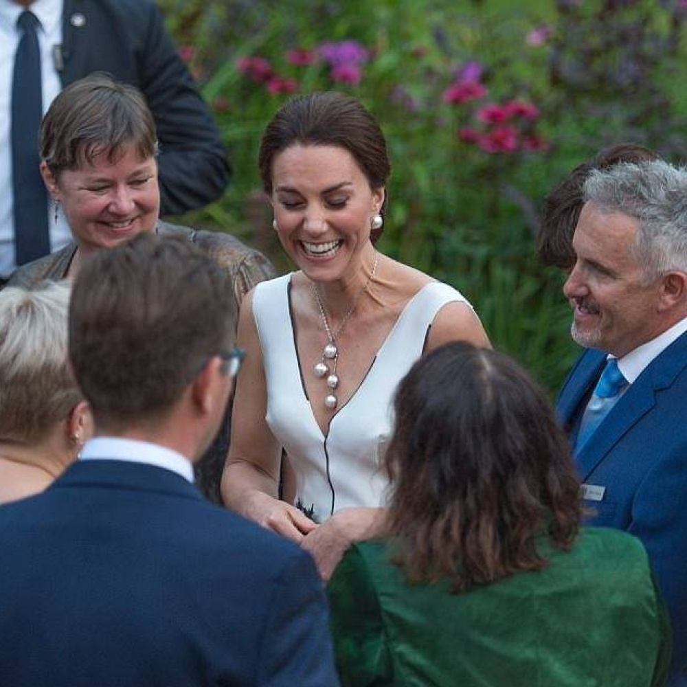 يبدو أن دوقة كامبريدج تقضي أوقاتا سعيدة جدا خلال زيارتها لبولندا بالأمس
