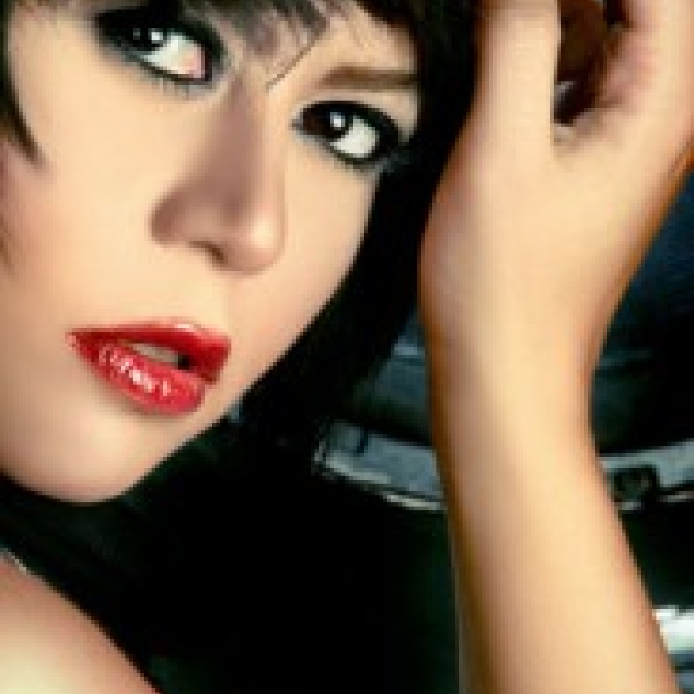 إصابة لقاء الخميسي في حادث سير 