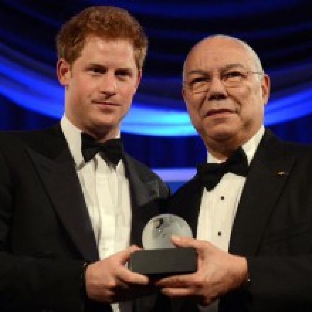 الأمير هاري يتسلم جائزة أمريكية 