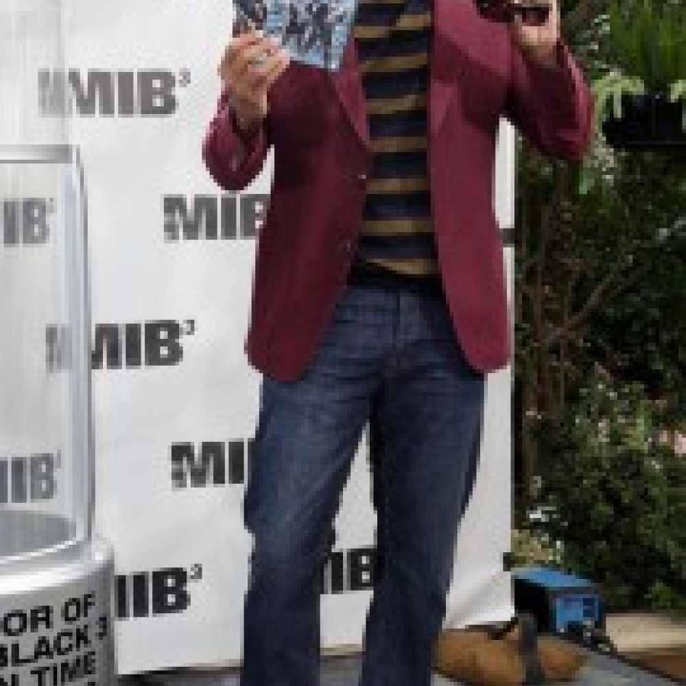 ويل سميث يروج لفيلمه الجديد 