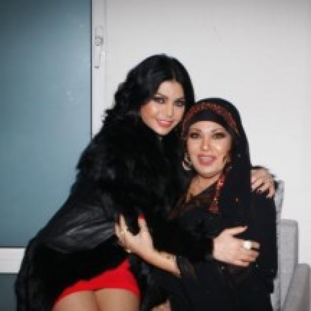 علقة ساخنة لهيفاء وهبي من فيفي عبده 