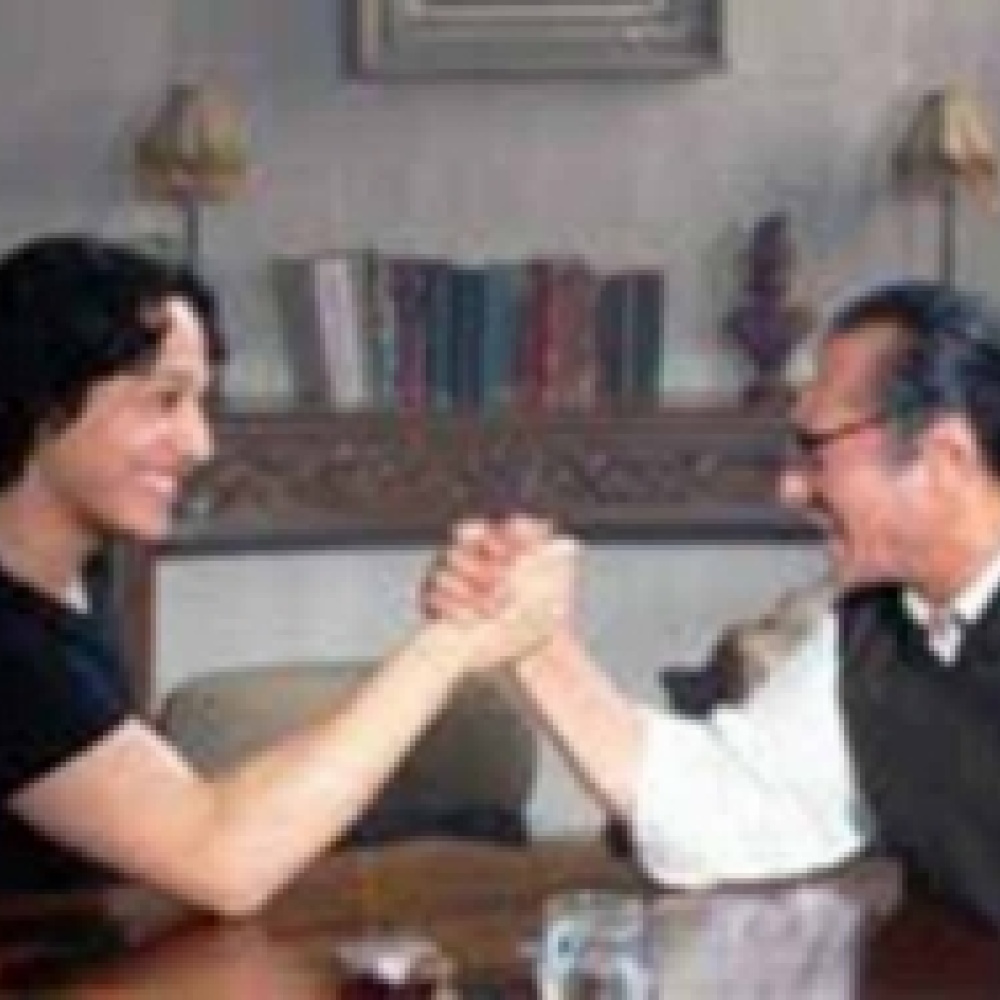مسلسل يجمع علي الحجار بابنه  