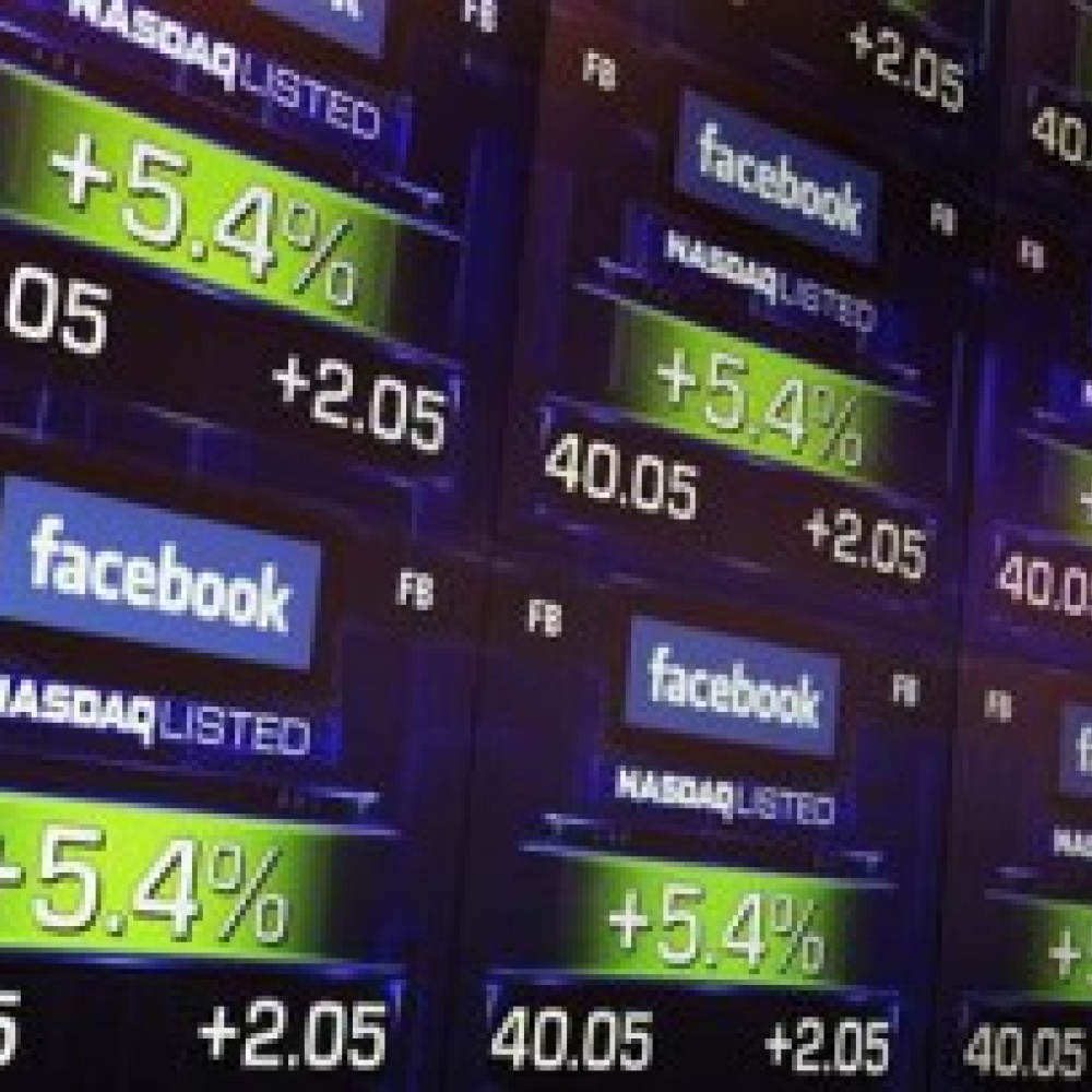 سهم فيس بوك يتراجع في بورصة وول ستريت