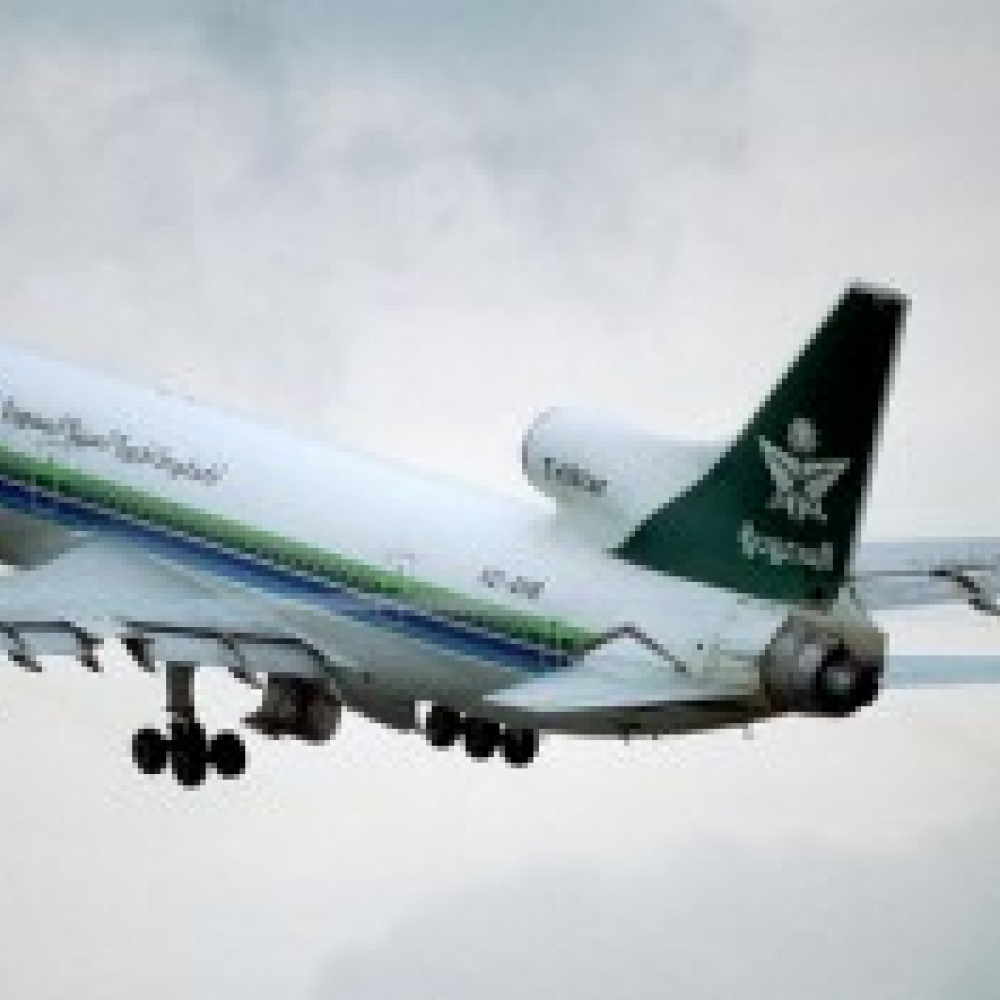 السعودية تحول طائرة إلى مطعم