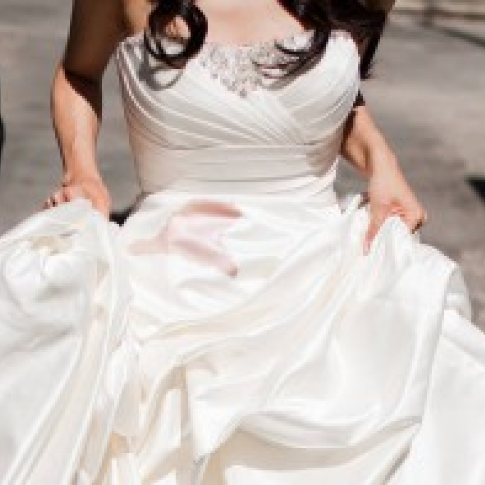 حاربي البقع المفاجئة على فستان زفافك