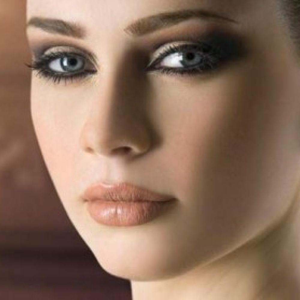 أسس الماكياج لإبراز جمالك