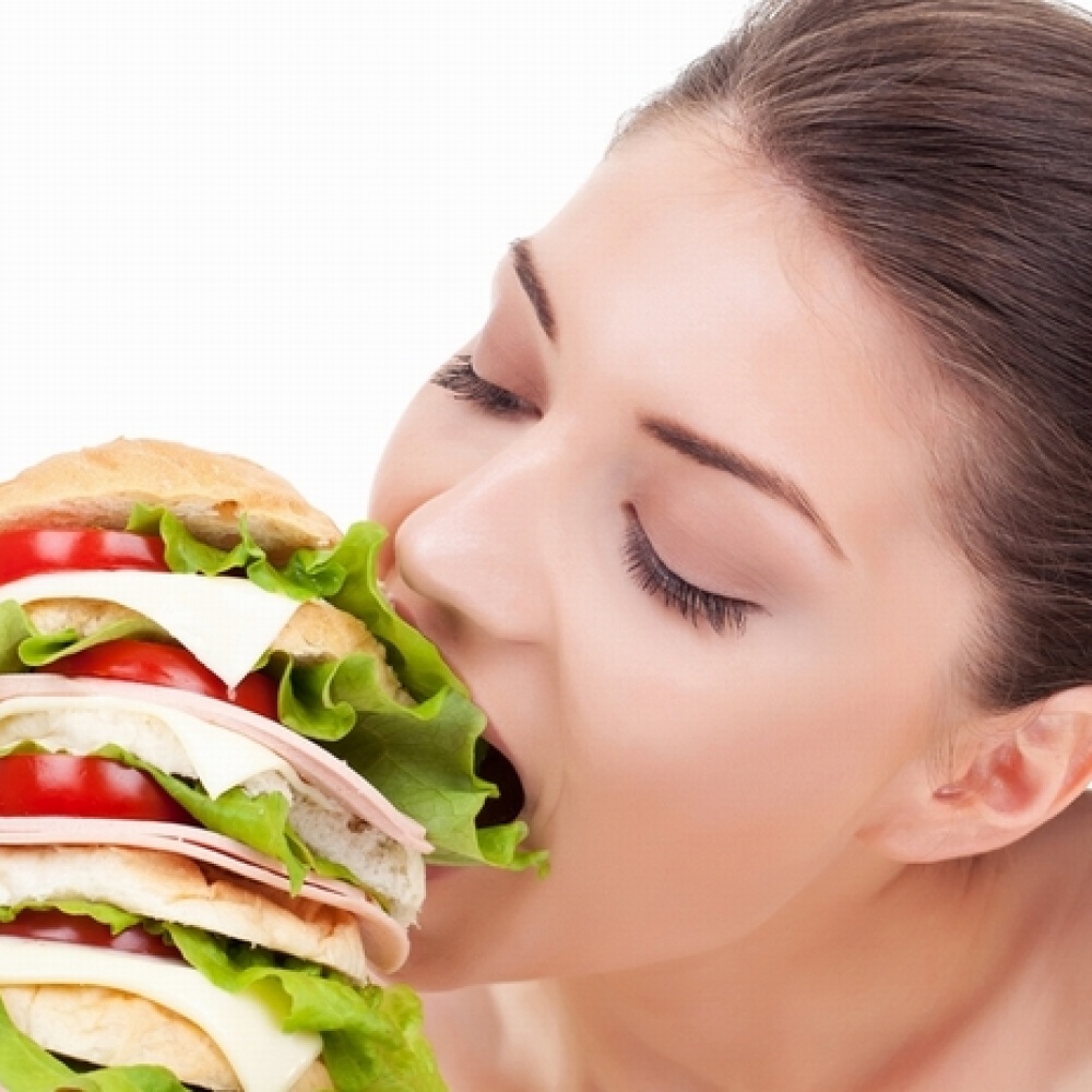 كيف تتعاملين مع شهوة تناول الطعام؟