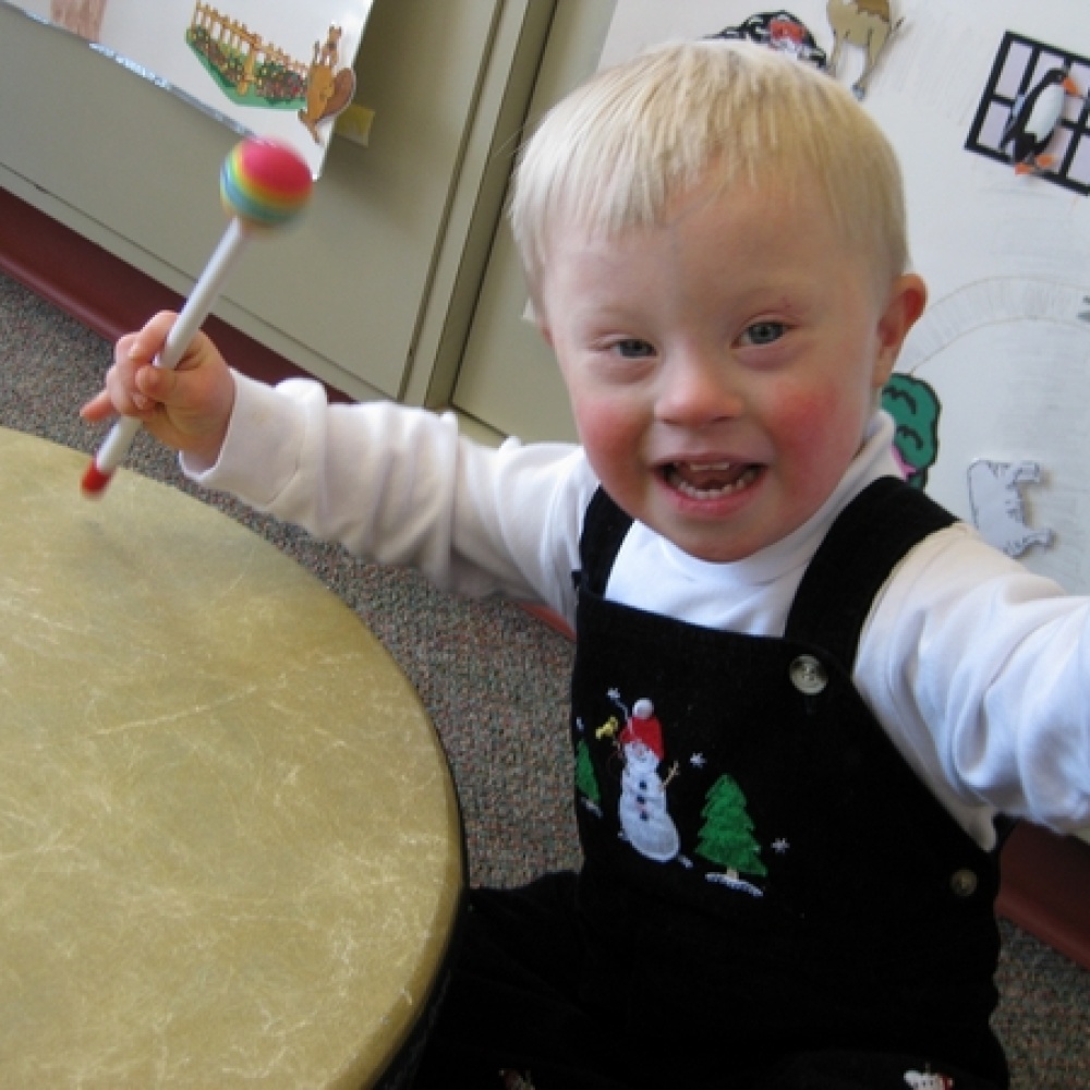 مغاربية تطلب الطلاق بسبب فرانسوا هولاند