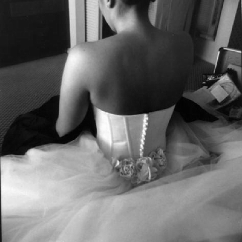 زفاف وشهر عسل... من دون عريس!