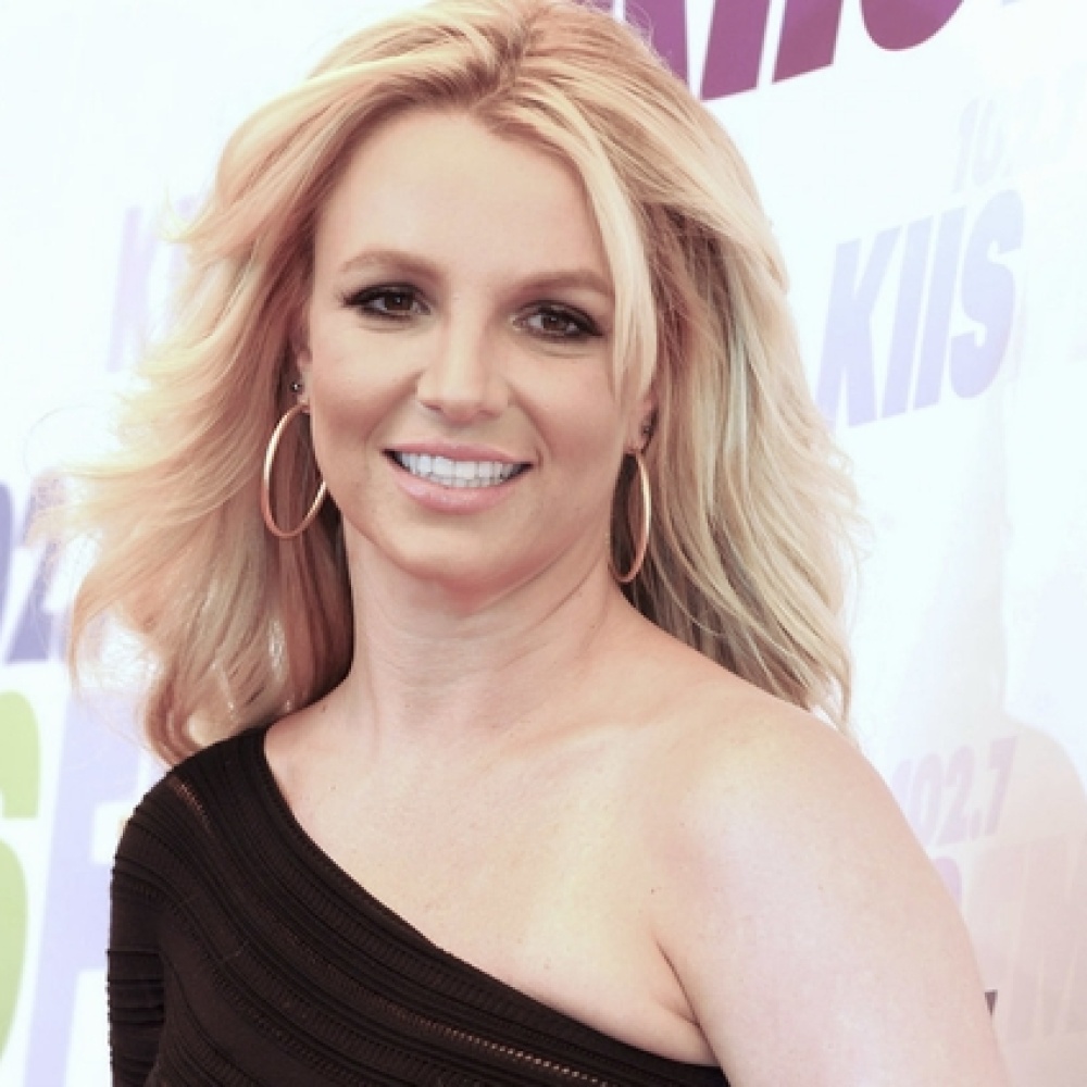 من سيحقق حلم Britney Spears بإنجاب طفلة؟