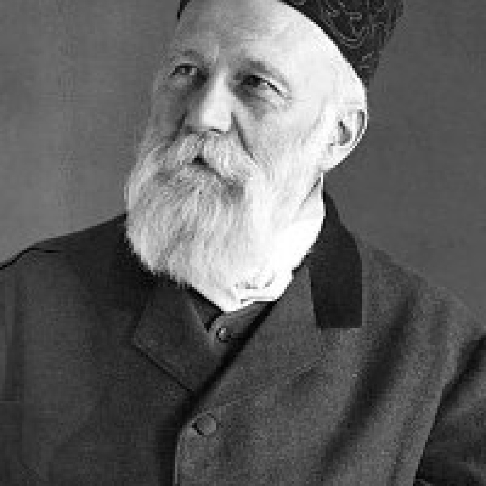 مشاهير اليوم وحظك مع الأبراج