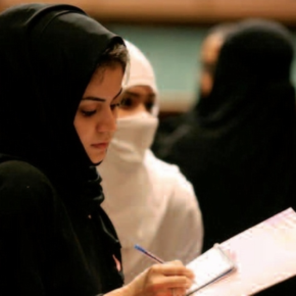 السعوديات من أكثر نساء العالم دخلًا وصحةً وتعليماً