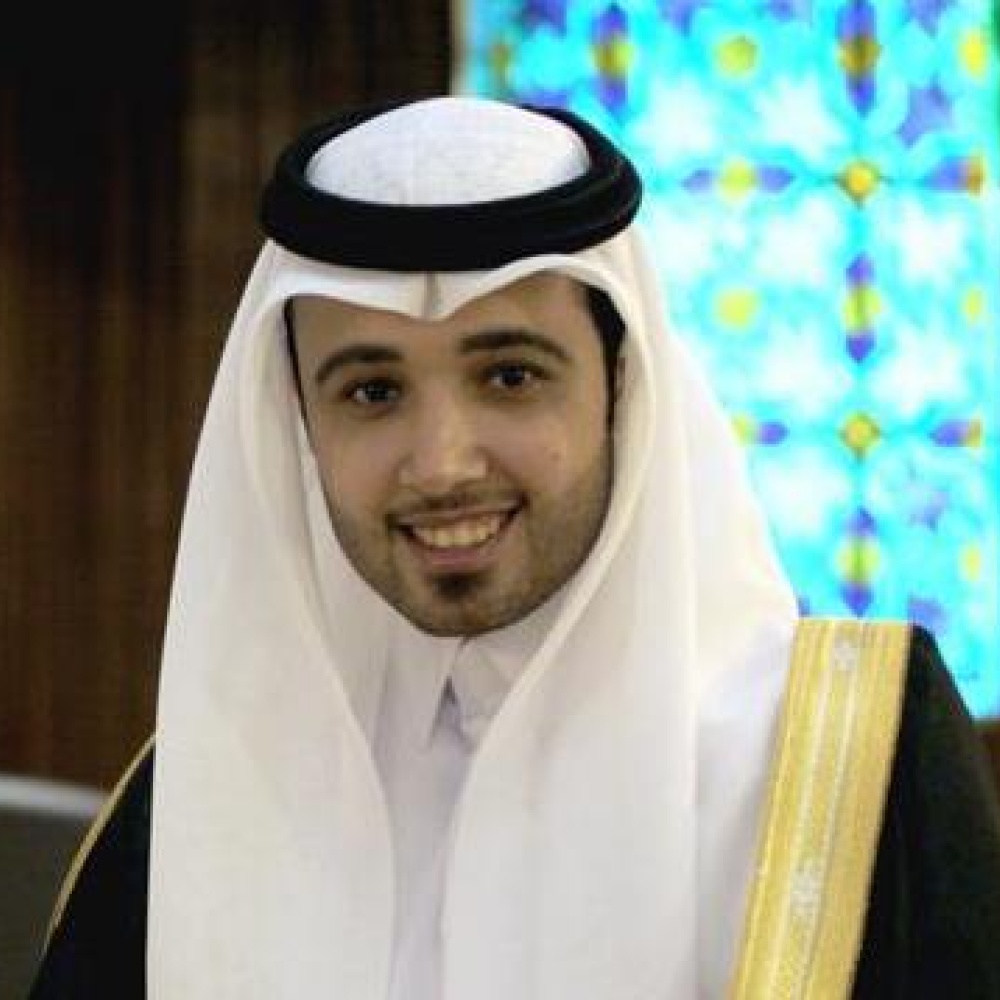  المذيع مهند أبو عبيد