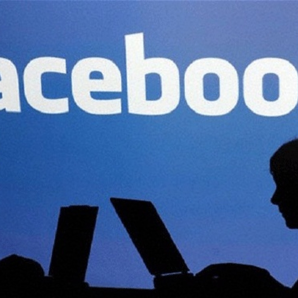 تحذير للسعوديين والسعوديات: عصابات إلكترونية تستهدفكم عبر facebook