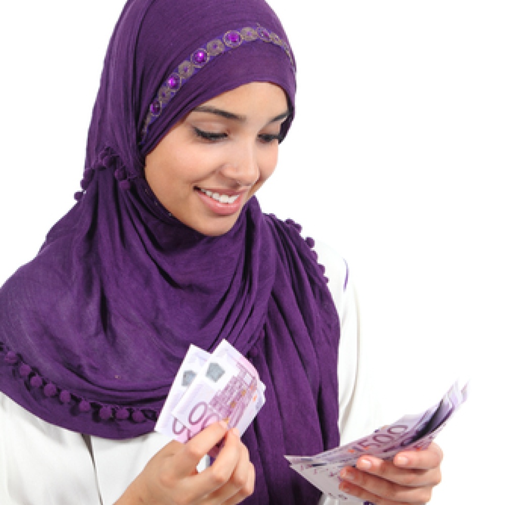 هل تحصل الزوجات السعوديات على العيدية ؟