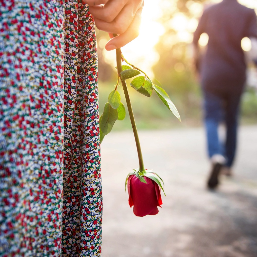 5 أمور تؤدي إلى هروب الرجل من العلاقة