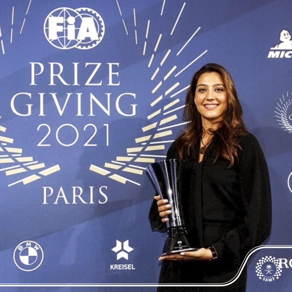 البطلة السعودية دانية عقيل تحصد كأس العالم للراليات الصحراوية "باها"