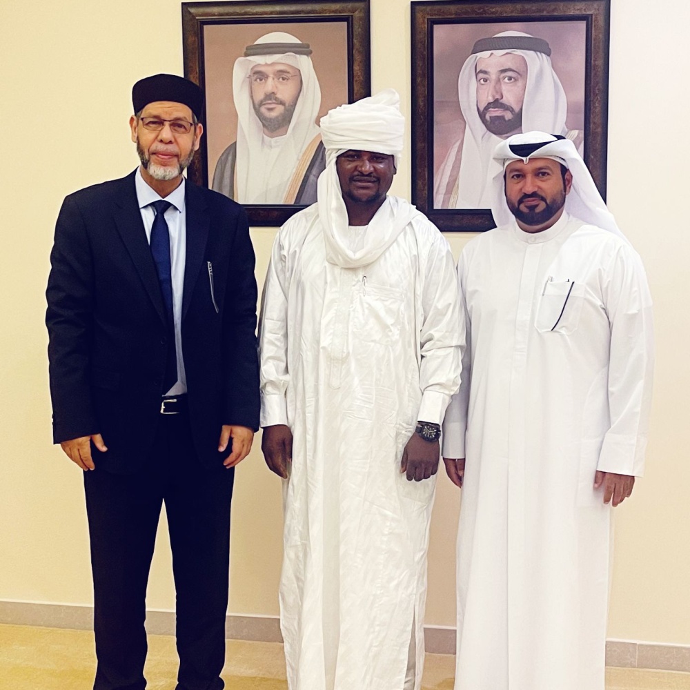 مجمع اللغة العربية بالشارقة يبحث مجالات التعاون مع مجمع اللغة العربية بجمهورية التّشاد 