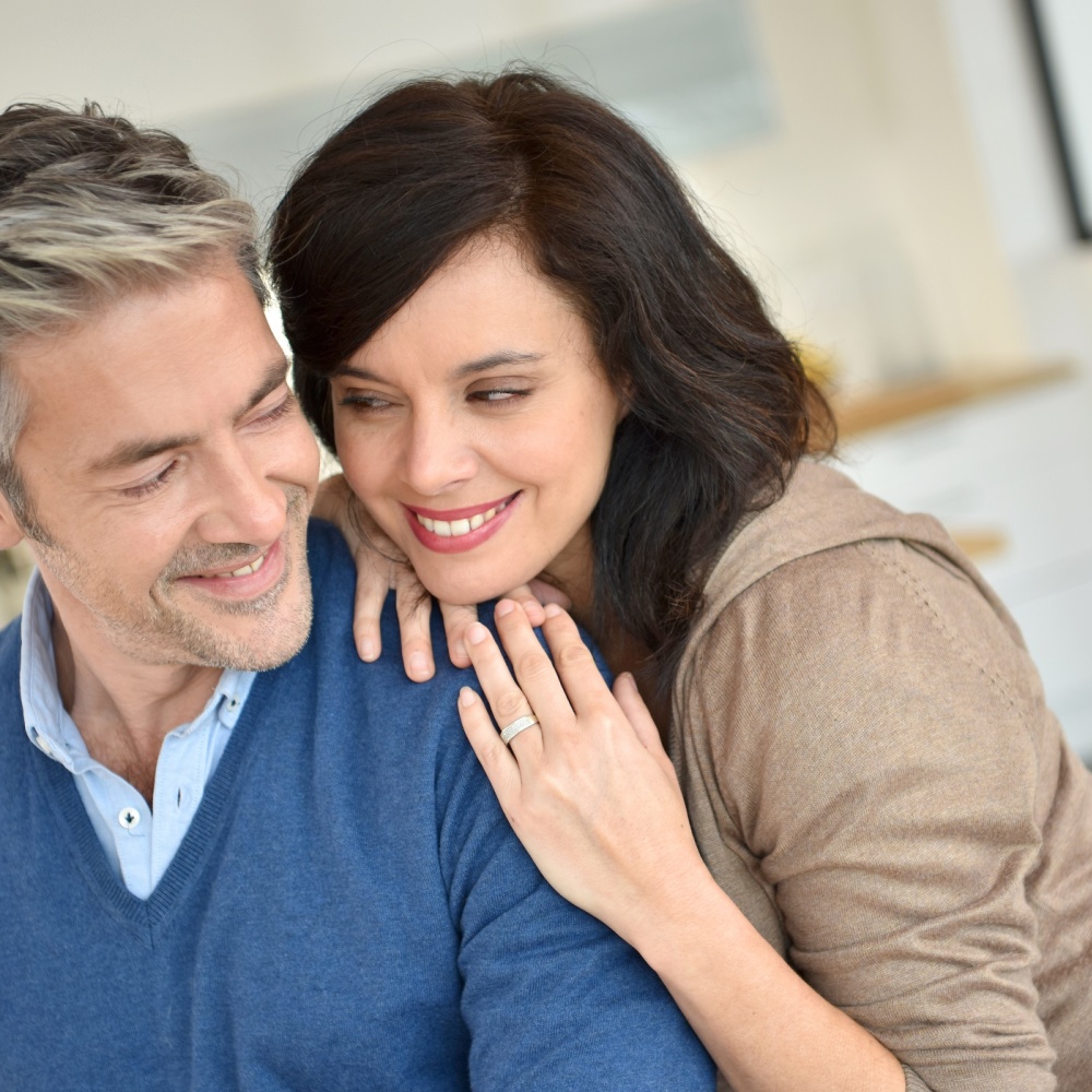 نصائح ذهبية لتعزيز الحب وإنعاش العلاقة الزوجية بعد سنوات من الزواج