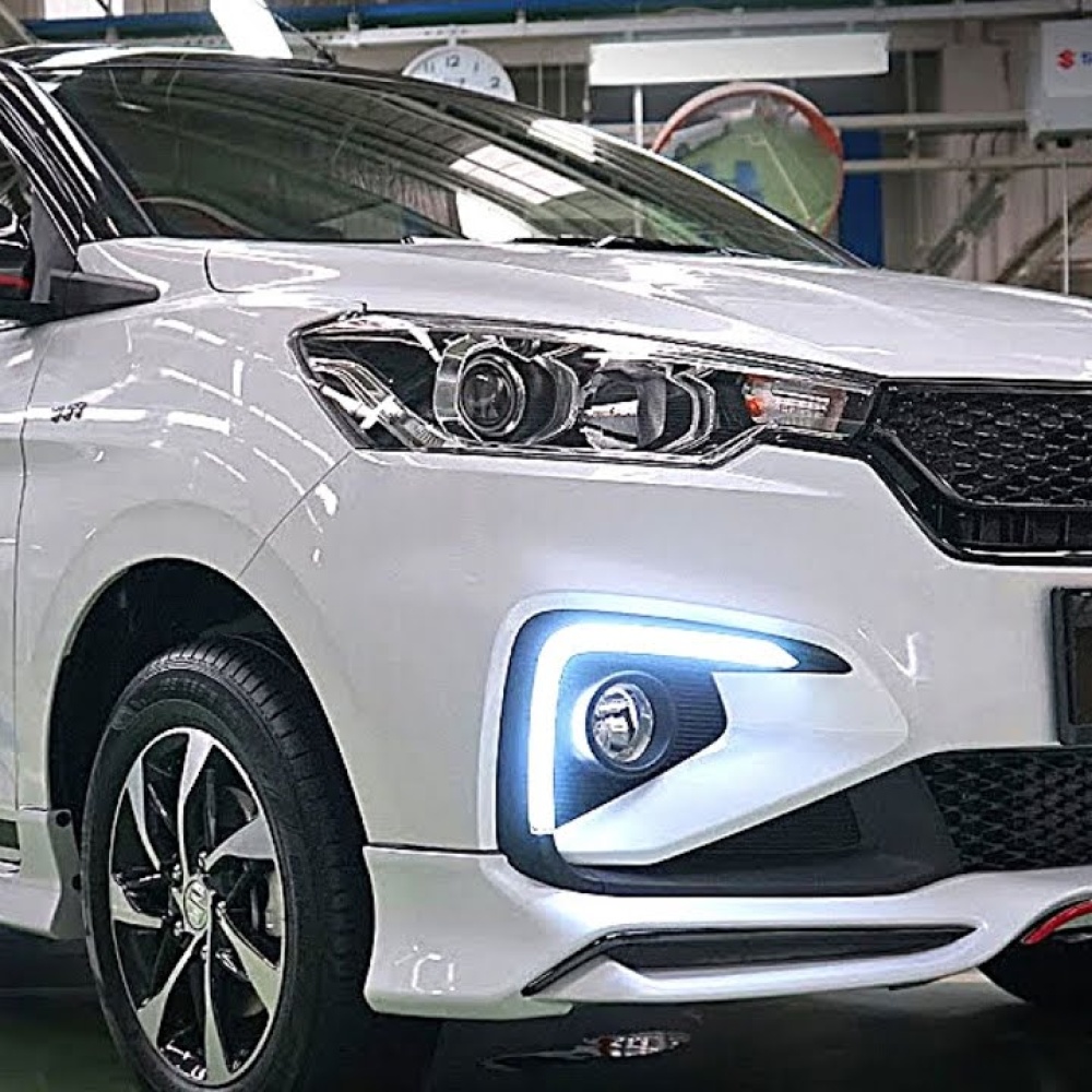 Ertiga  سيارة عائلية يابانية جديدة بـ 7 مقاعد