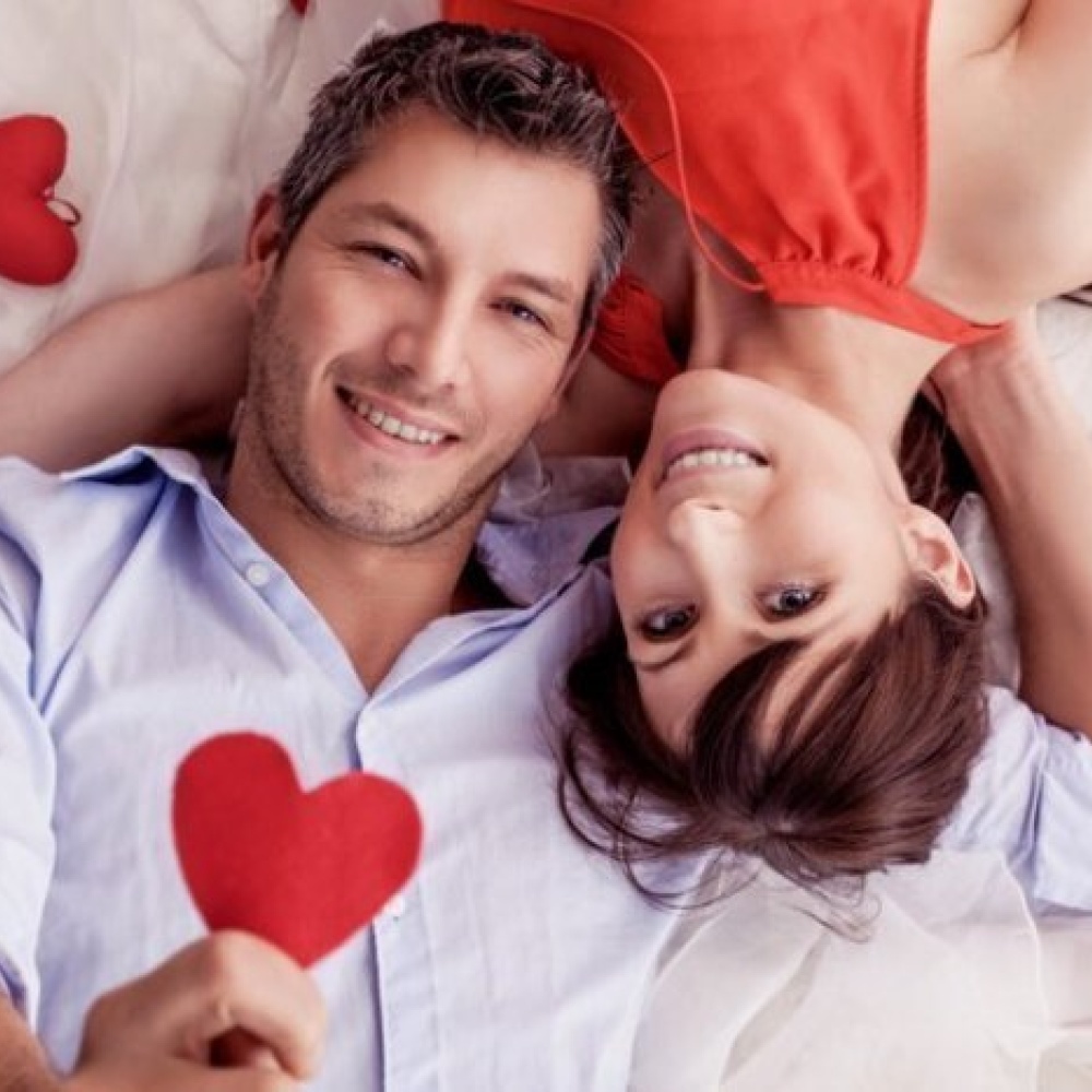 أجمل 8 عبارات حب للزوج