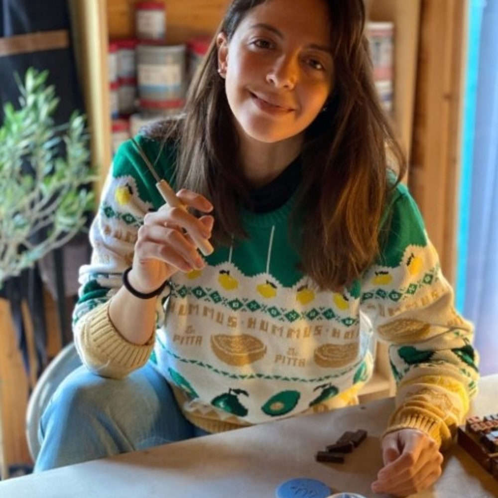 تشارك الشيف السعودية "نوال الخلاوي" في مهرجان فيست للطعام السعودي، فلنتعرف معا على الشيف نوال الخلاوي ومضمون ورشة العمل التي تشارك بها في مهرجان فيست للطعام السعودي.