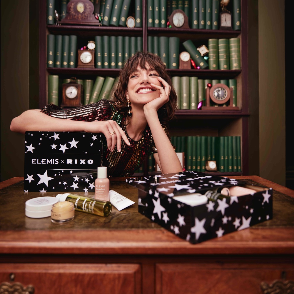 هدايا مميزة للمرأة من مستحضرات العناية ببشرة الجسم في موسم أعياد الشتاء