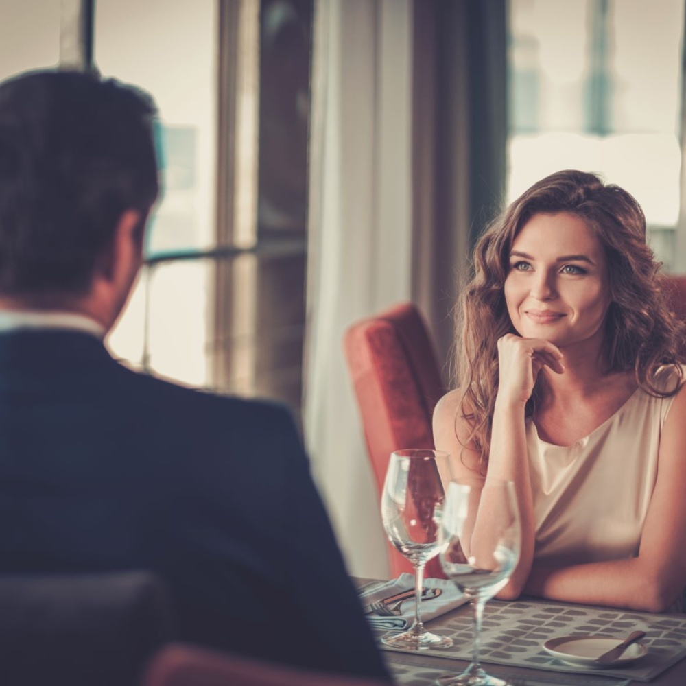 5 علامات تدل على وقوع المرأة قوية الشخصية في الحب