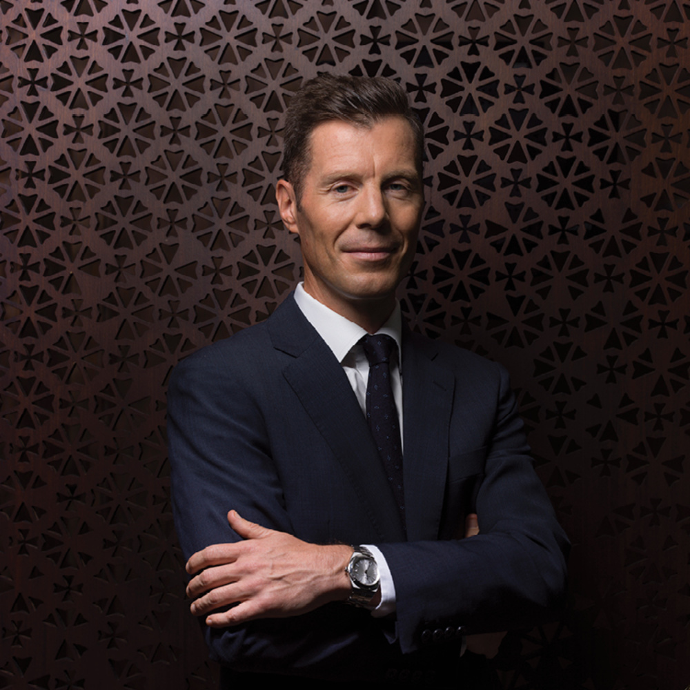 الفن والإبداع يجتمعان مع التراث والتاريخ.. Vacheron Constantin تفتتح بوتيك دبي مول الرائد بالتعاون مع المصممة الإماراتية "الجود لوتاه"