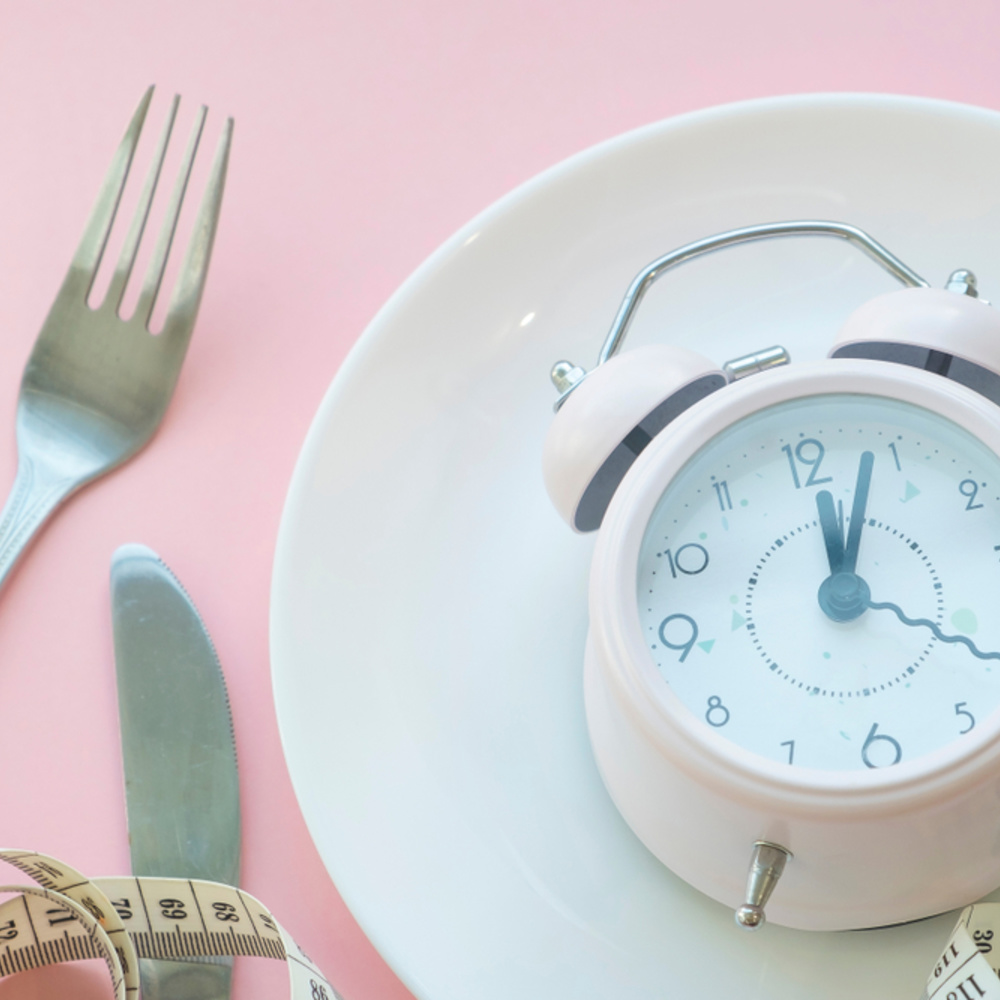 لإنقاص الوزن وحرق الدهون..ركَزي على مواقيت وجباتك