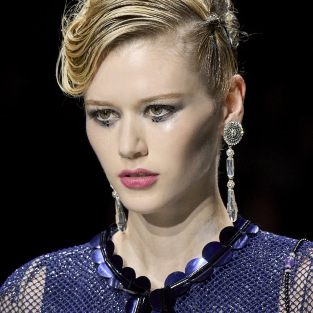 أحمر شفاه زهري من دار Giorgio Armani Privé