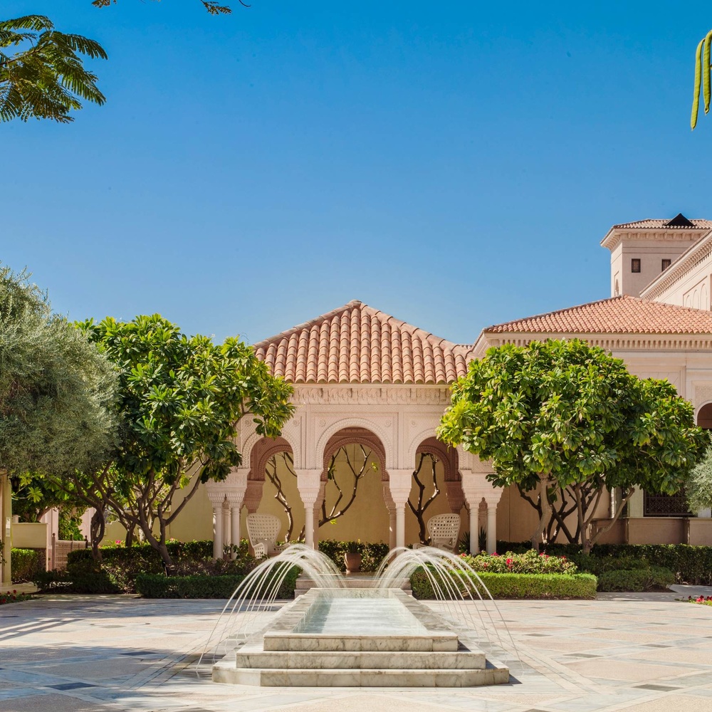 استهلّي عامك الجديد مع تجارب مترفة في منتجع ون آند أونلي جزيرة النخلة