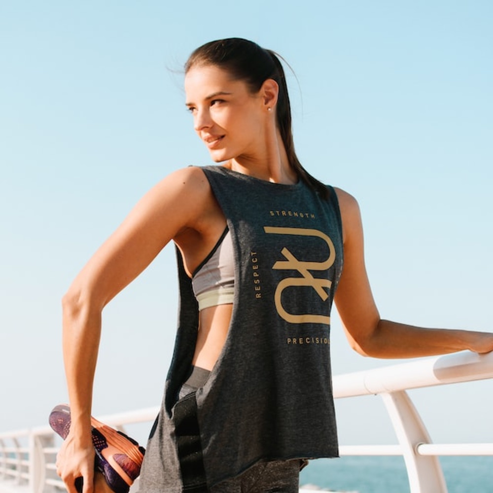 تقنيات تجميلية لنحت الجسم وشد ترهلات الجلد