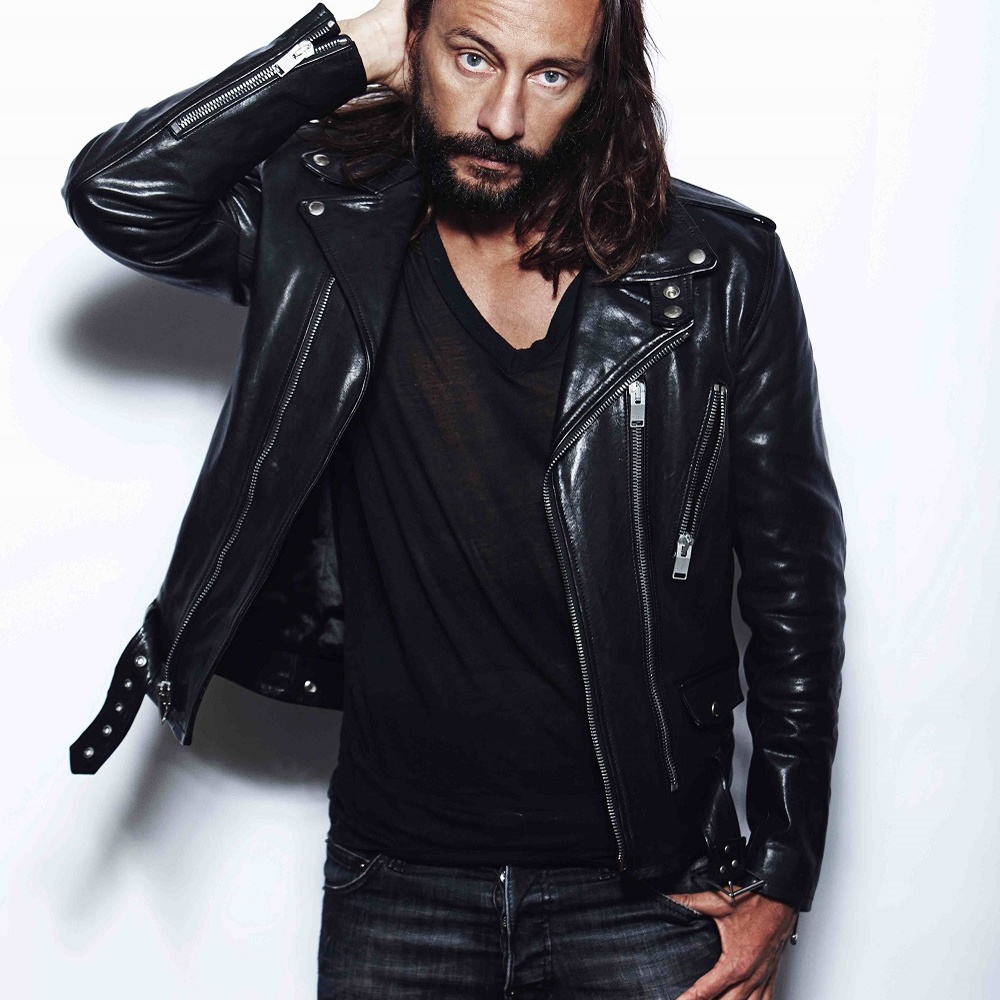 تجربة مميزة في "كوكو" في نخلة جميرا مع الدي جاي الشهير بوب سينكلير 