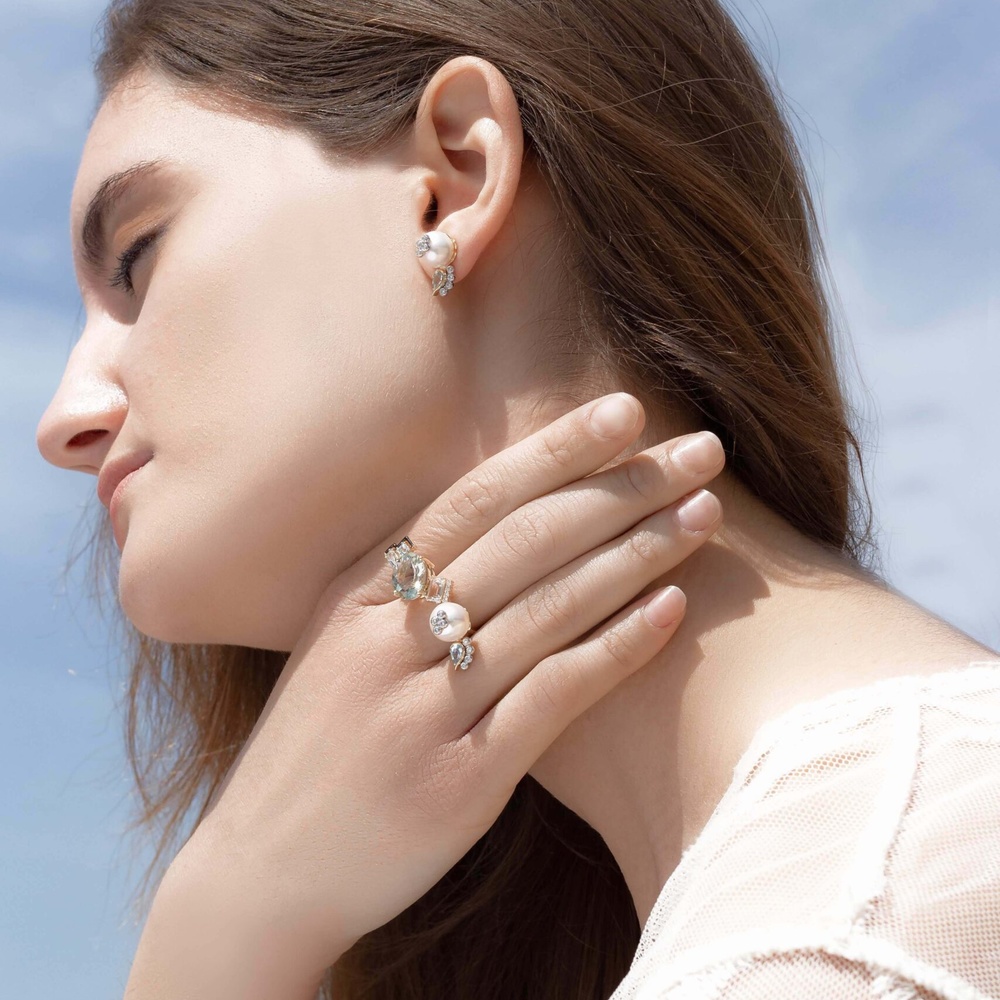 أضيفي لمسة أنيقة لإطلالتك مع المجوهرات المرصعة بالجمشت