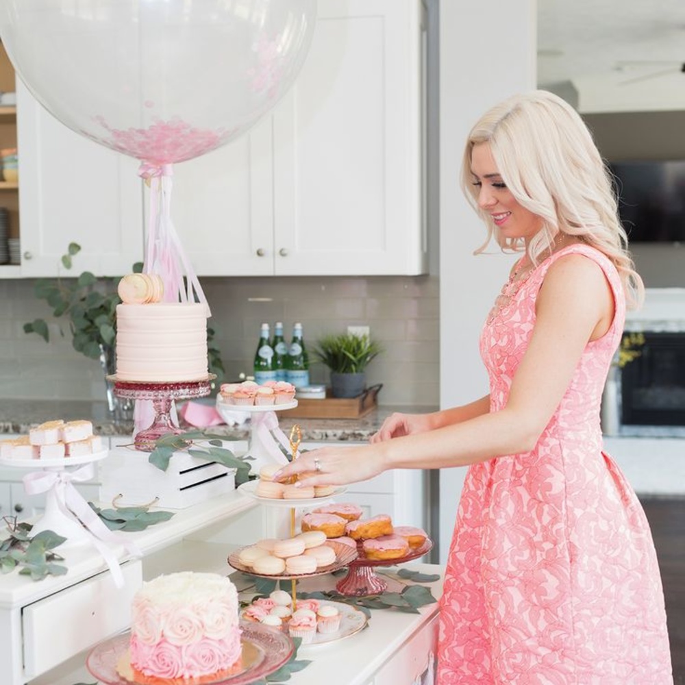 تحضيرات عيد الأم ليوم احتفالي خاص