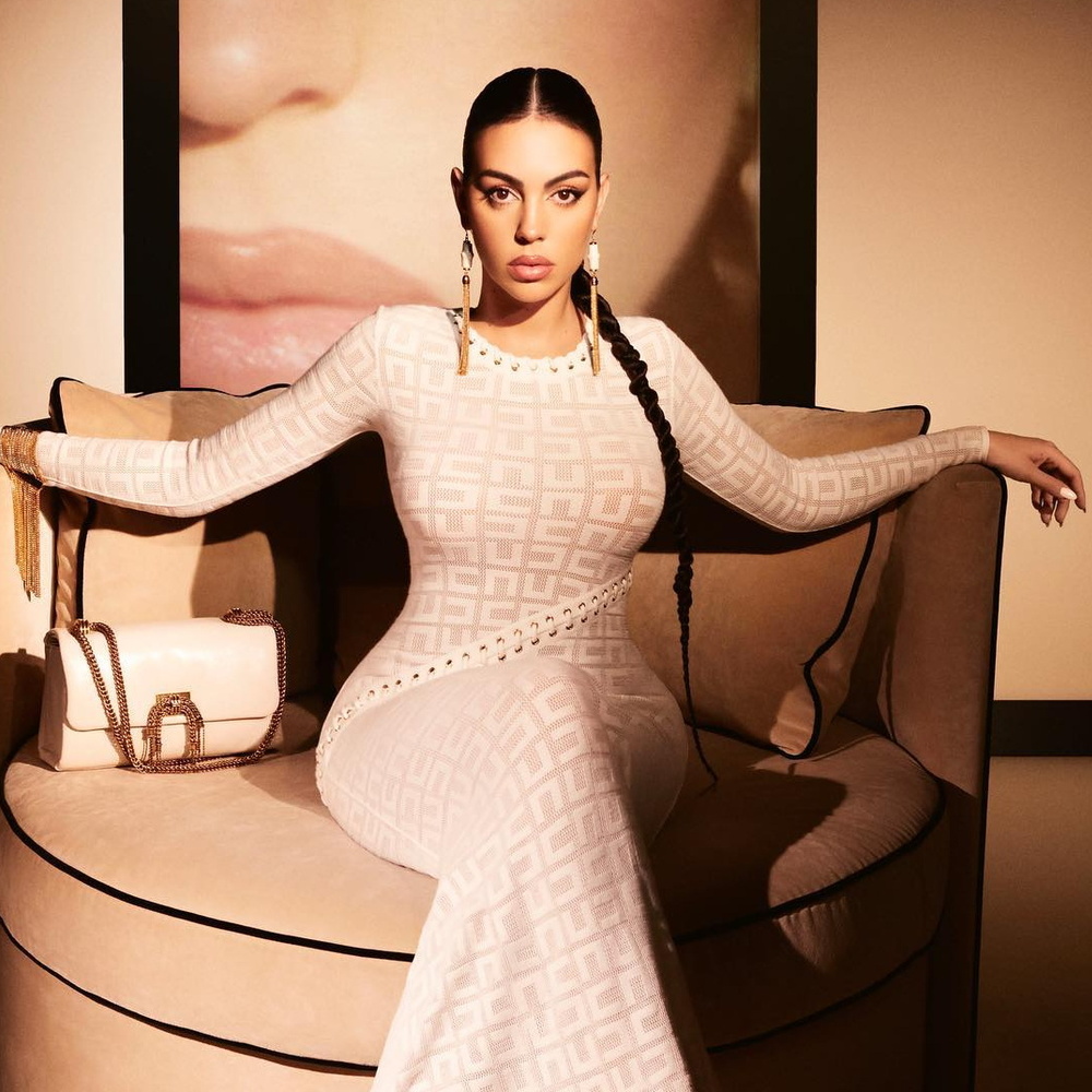 عارضة الأزياء والممثلة الأرجنتينية الإسبانية جورجينا رودريغيز Georgina Rodríguez، 