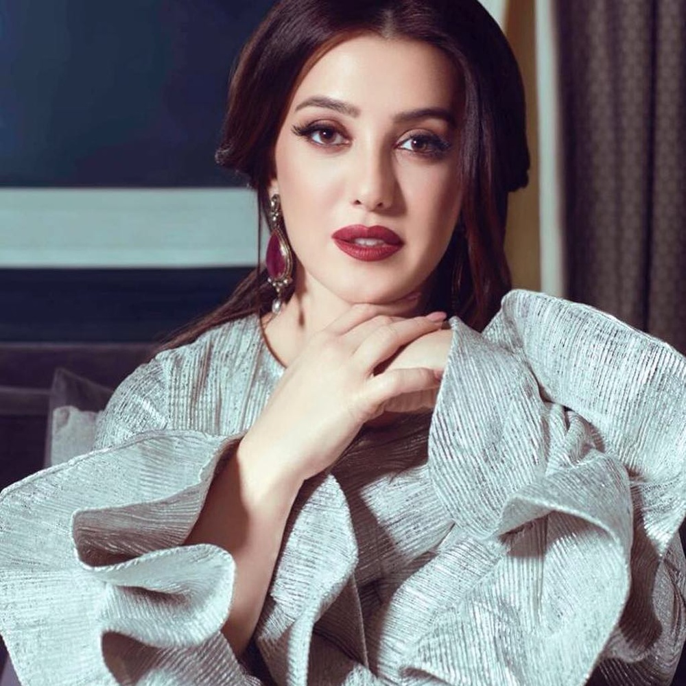 كيف رافقت المجوهرات الكلاسيكية كندة علوش في إطلالاتها؟