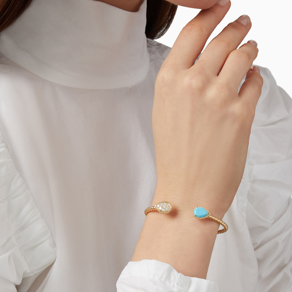 موديلات أساور ذهب مثالية لموضة التكديس في رمضان 2023